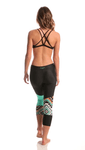 Body Glove Breathe Womens Maka Surf Capri Legging.mp4